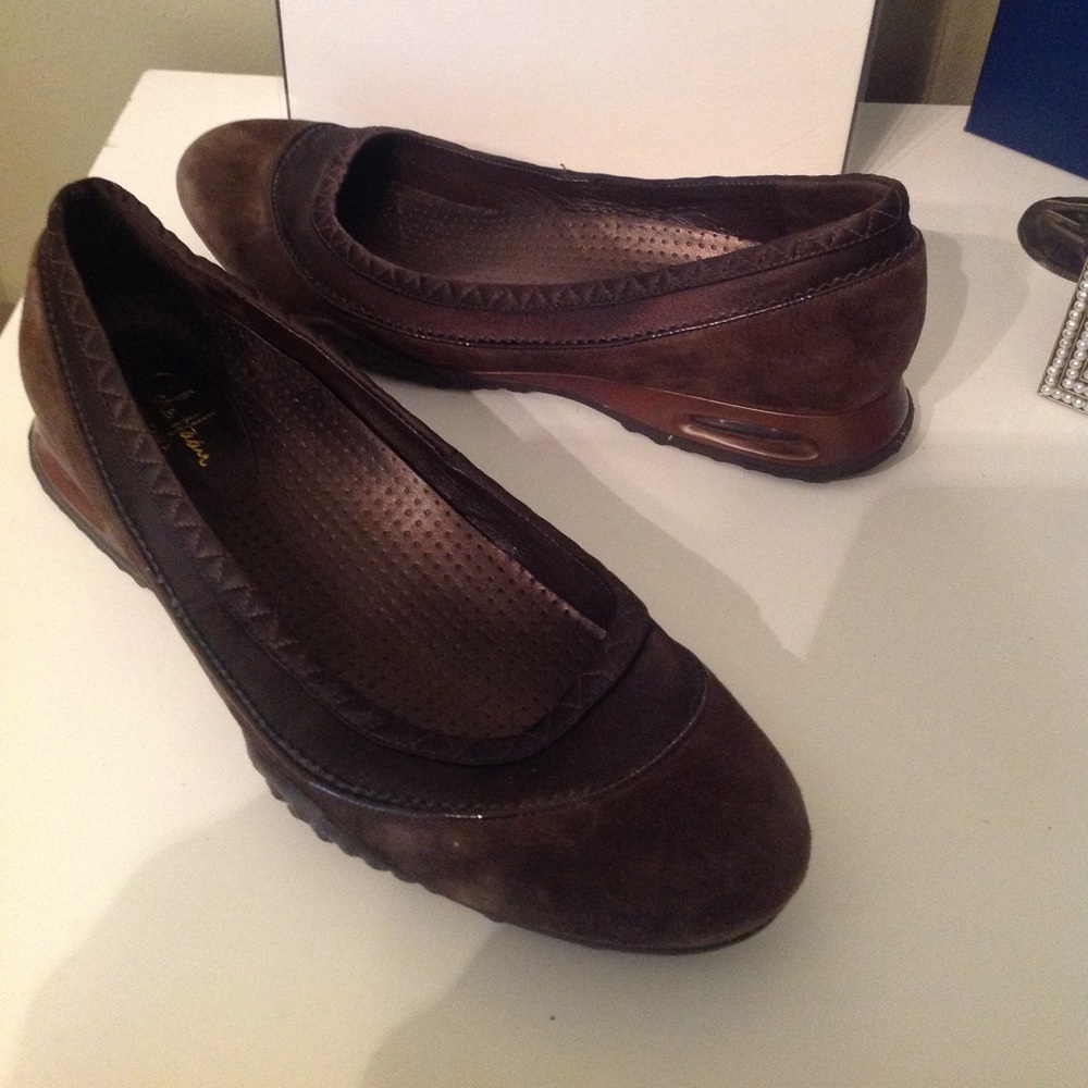 Cole Haan Brown Bria Nike air women flats size 8.5